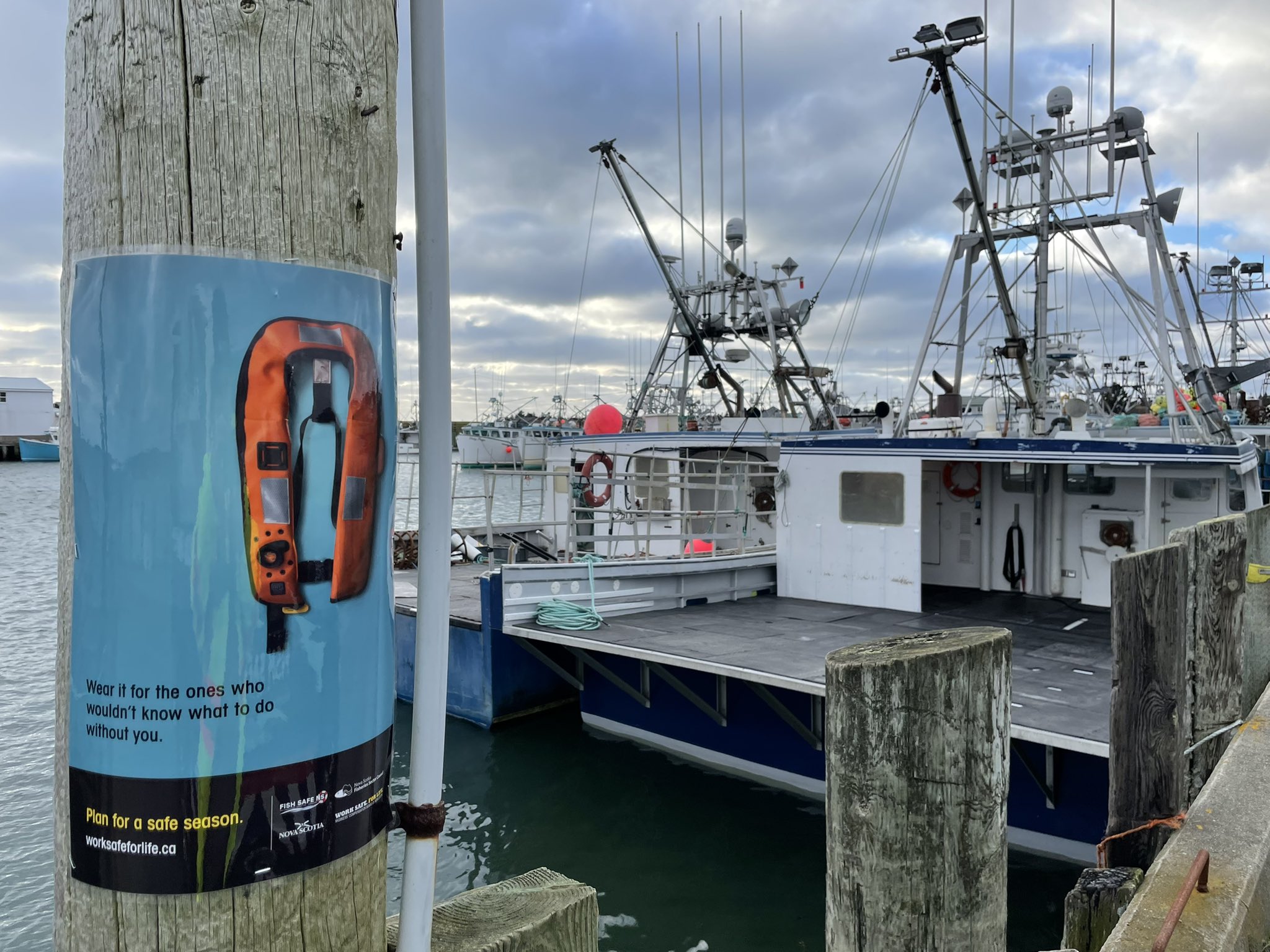 PFD Safety Poster PFD Safety Poster